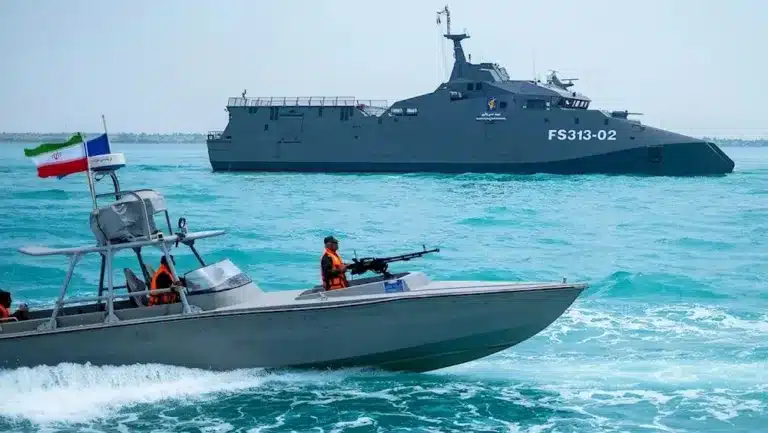 Las posibilidades reales de que cierren el estrecho de Ormuz. Imagen obtenida de Español Almayadeen.