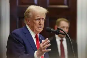 Trump anuncia extensión de la tregua arancelaria con China por 90 días
