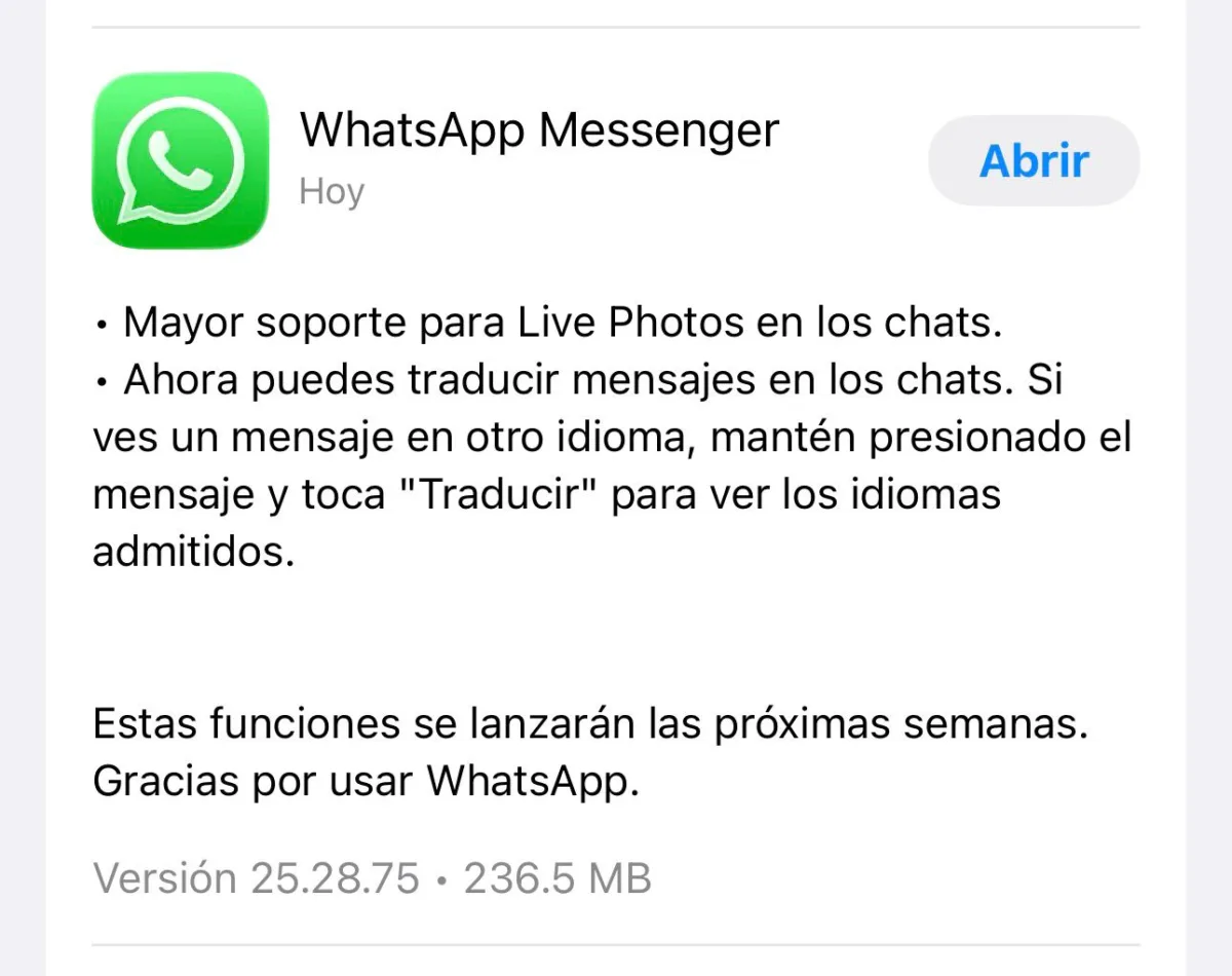 Actualización WhatsApp versión 25.28.75 en iOS 26