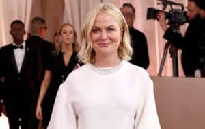 Amy Poehler gana mejor podcast Globos de Oro 2026