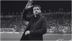Larcamón fuera de Cruz Azul