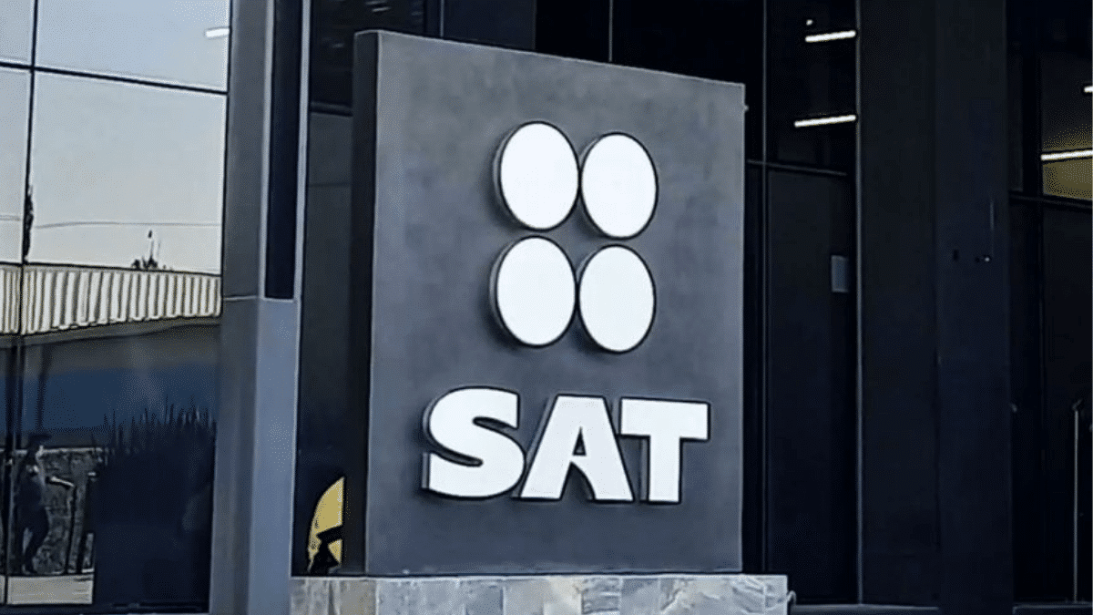 El SAT le muestra a los grandes corporativos cuánto pagan sus competidores de impuestos.