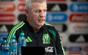 Javier Aguirre lanza ultimátum: el jugador que no llegue hoy al CAR queda fuera del Mundial 2026