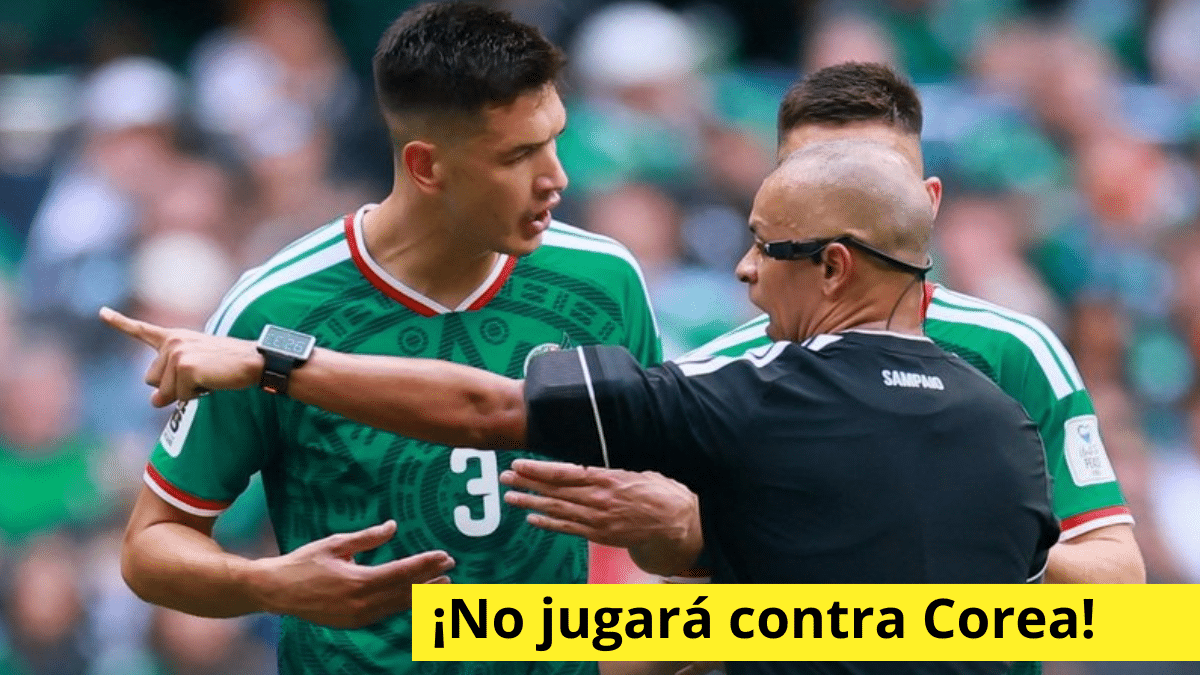 El árbitro no perdonó y mandó a las regaderas a César Montes, Sphephelo Sithole y Themba Zwane antes del silbatazo final.