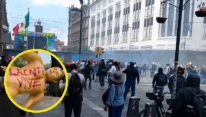 Las protestas de la CNTE en el Zócalo de la Ciudad de México obligan a la FIFA a suspender las actividades presenciales del Fan Fest.