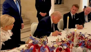 Trump y Pezeshkian firmaron la paz ayer: el Brent cae a 78 dólares y la inflación en México empieza a ceder.