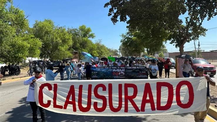 Marchas y protestas civiles en contra del complejo petroquímico. Fuente: Luz Noticias