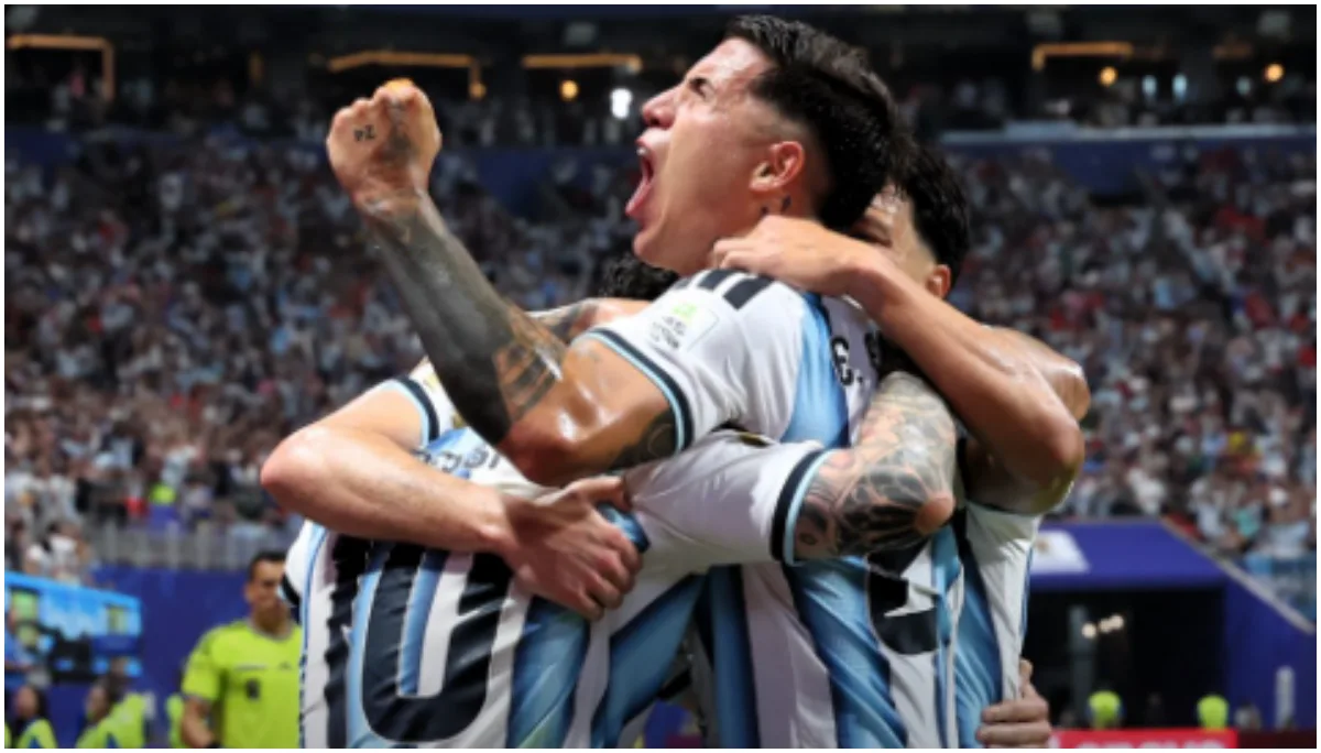 En un final de película, Argentina remontó un 0-2 y venció 3-2 a Egipto para clasificar a los cuartos de final del Mundial 2026.