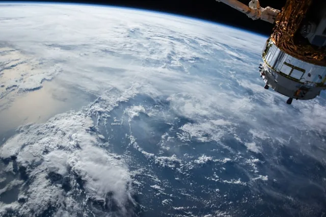 El negocio de SpaceX se sustenta en la conectividad de Starlink, inteligencia artificial y la división espacial.