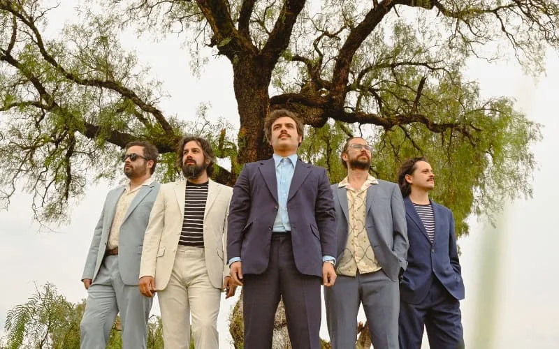 Enjambre, banda mexicana confirmada en el cartel del Tecate Comuna 2026 en el Foro Cholula de Puebla