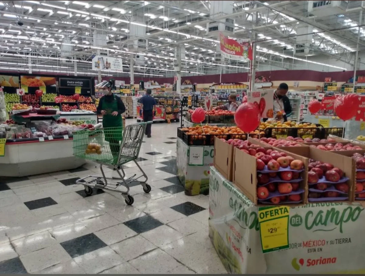 Soriana recorta 4,000 empleos y apuesta por la IA